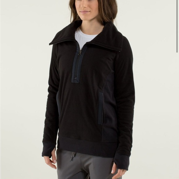 Lululemon Black Post Chaturanga Pullover. Size 4. - Picture 7 of 7